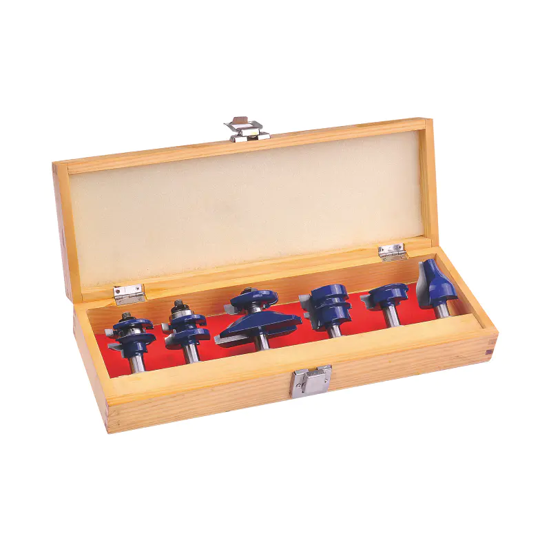 What Safety Checks Should Operators Perform Before Using a Router Bit Kit?